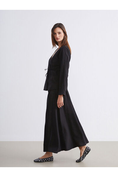 LC Waikiki Soulife Siyah Beli Lastikli Dokulu Etek