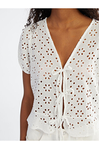 LC Waikiki V-Neck Openwork Brode Ice