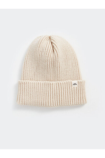 LC Waikiki قبعة نسائية أساسية من Özmarka للموسم الجديد