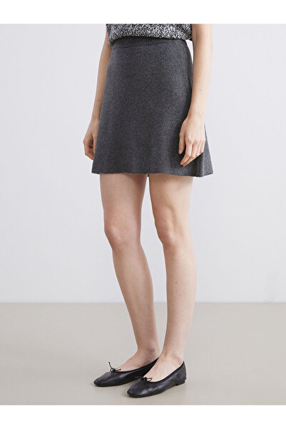 LC Waikiki Elastic Waist Knitwear Mini Skirt