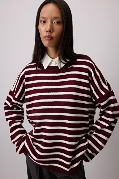 Touché Privé STRIPED KNIT SWEATER