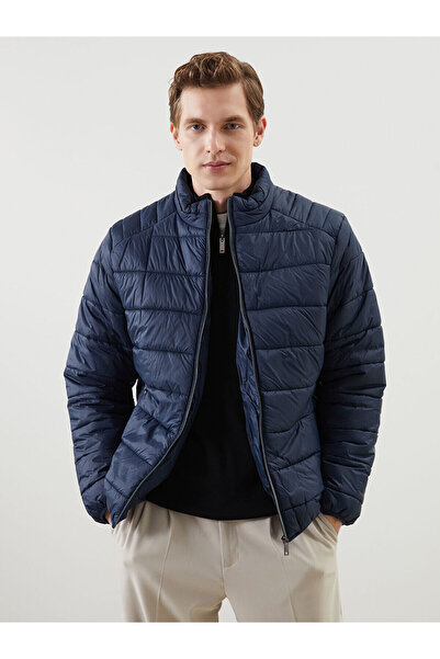 LC Waikiki LCWAIKIKI Klassischer Puffermantel für Herren mit Stehkragen und S...