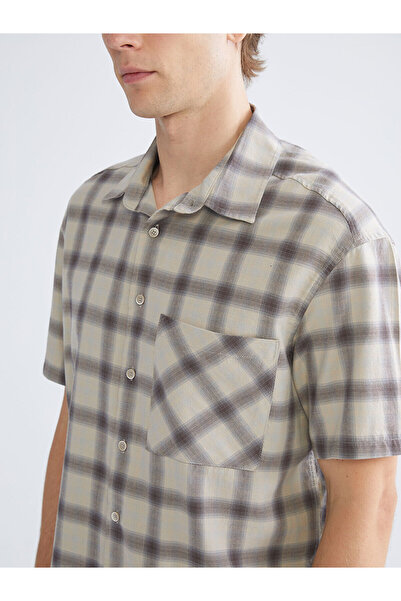 LC Waikiki Peak New Season Comfortable Fit Short Sleeve Plaid Men's Shirt