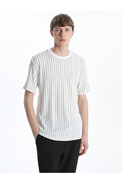 LC Waikiki Nevavm with a Difference Oval Collar Short Sleeve Striped Men's T-...