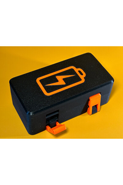 BellisiaHome Akıllı Pil Düzenleyici ve Saklama Kutusu – Çok Bölmeli, Taşınabilir, Dayanıklı