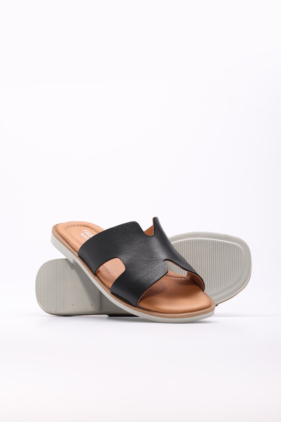 TUGERDİ Black Inside and Outside Genuine Leather Light Sole Women's Flat Slippers Tg0922726116818