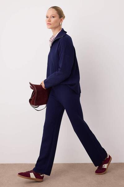 Trendyol Collection Синій базовий светр на блискавці - штани Трикотажний комплект TWOAW26AU00020