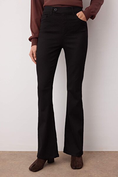 Trendyol Collection Black High Waist Comfort/Flexible Button Detail Flare Jeans Twoaw26Je00240