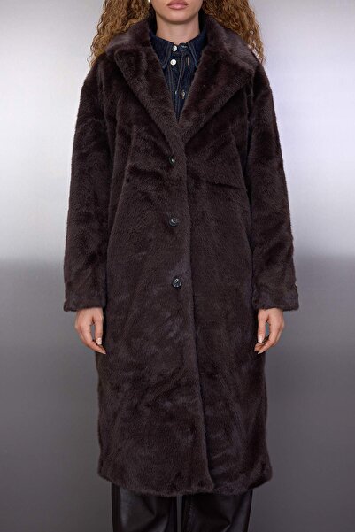 Trendyol Collection Dark Brown Fur Mono Closure Oversize Long Coat Twoaw26Kb00002