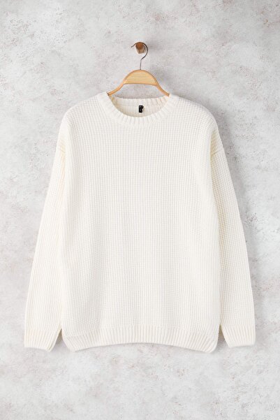 Trendyol Collection Ecru*001 Oversize Crew Neck Sweater Tmnaw24Kz00032
