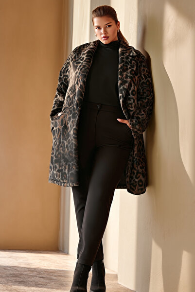 Hanezza Elegan ve Sıcak Bir Seçim -Büyük Beden Leopar Desenli Kaşe Kaban