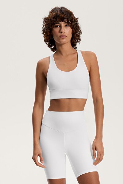 Oysho Comfortlux medium support sports bra with cups