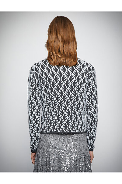 Koton Melis Ağazat X Koton - třpytivý svetr s kulatým výstřihem a měkkým texturou