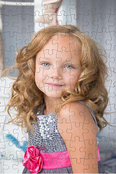 hemdemhediyelik Kişiye Özel 99 Parça Eş Dost Arkadaş Çocuk Öğrenci Için Puzzle Fotoğraflı Puzzle (1 ADET