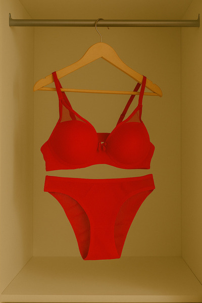 SADE Dolgusuz Tül Detaylı Sütyen Külot İç Çamaşırı Takımı