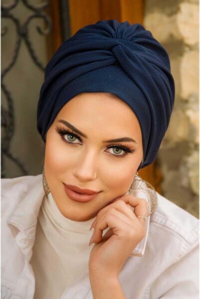 Aişe tesettür Синій бургу з деталями