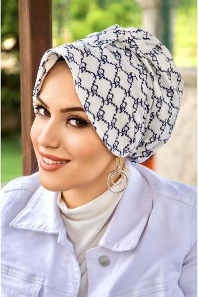 Aişe tesettür Lacivert Beyaz Hat Desenli Şapka Bone