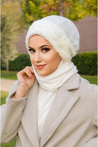 Aişe tesettür Μπερέ με ραγισμένο λευκό χρώμα με αξεσουάρ από γούνα