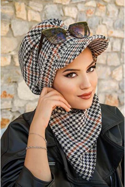 Aişe tesettür قبعة حجاب برباط بنقش مربعات بلون أسمر