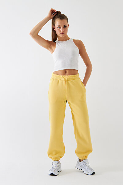 The Champ Clothing Φούτερ Unisex Oversize κίτρινο – 3 νήματα με ριγέ, ελαστικό στη μέση, μοντέρνα άνετη εφαρμογή με τσέπες