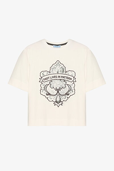 Quzu Pattern Embroidered Printed T-Shirt Ecru