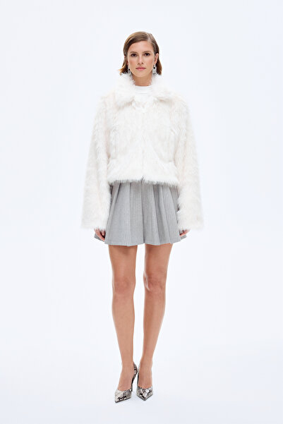 Quzu Zippered Short Fur Jacket Ecru
