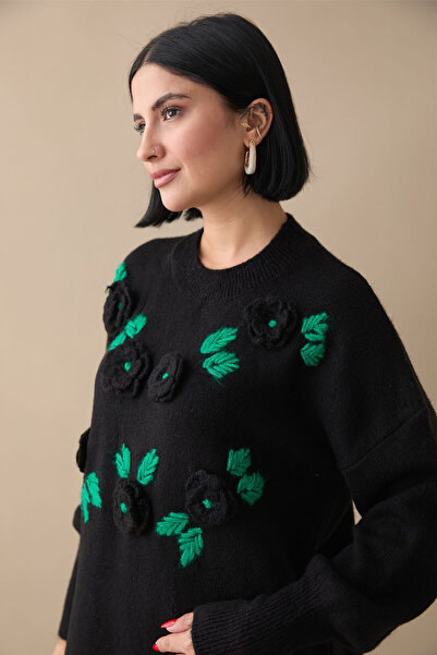 InStyle El İşi Detaylı Siyah Kazak