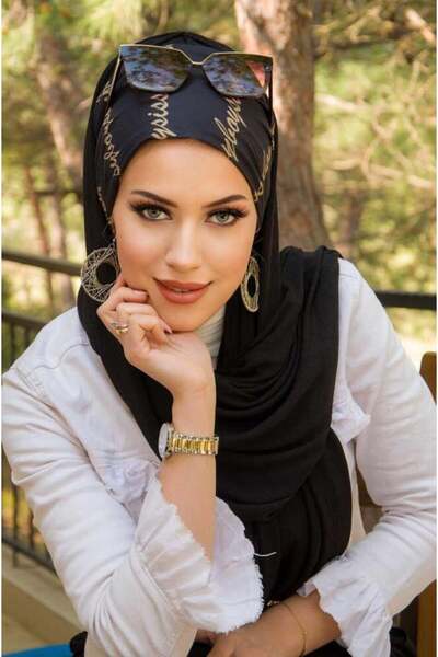 Aişe tesettür Έτοιμο σάλι με μοτίβο μαύρου κειμένου