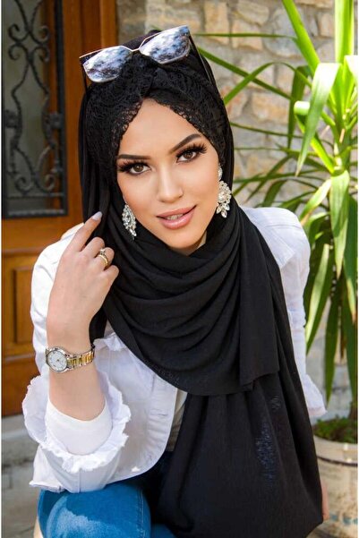 Aişe tesettür Siyah Dantelli Burgu Model Hazır Şal