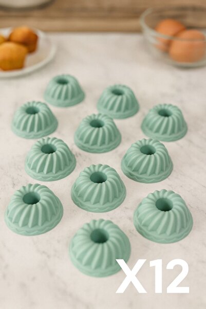 Silicorner 12 قطعة من قوالب الكيك المصنوعة من السيليكون، قالب كيك المافن