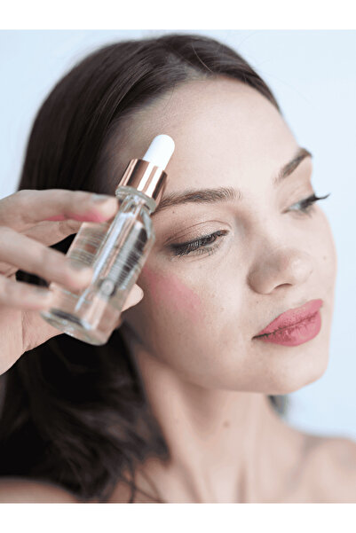 Derlin's Professional Cosmetics Saç Dökülmesine Karşı Bitkisel Bakım Serumu