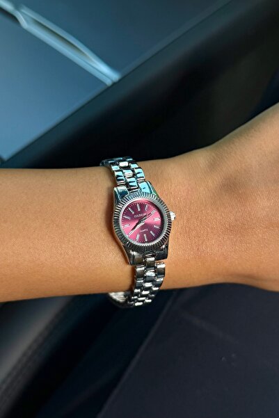 keisy ساعة يد نسائية من إيريكا