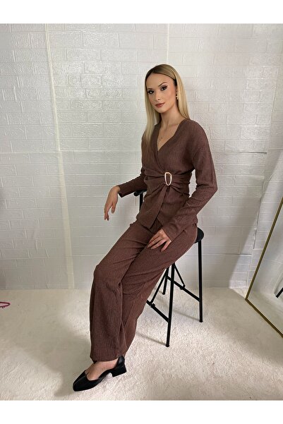 eflora Premium Suit with Buckle