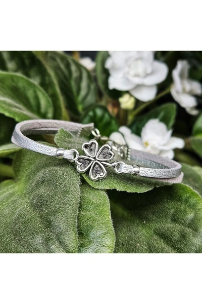 Wild Bracelets Four-leaf clover bracelet, made of suede, silver, handmade by