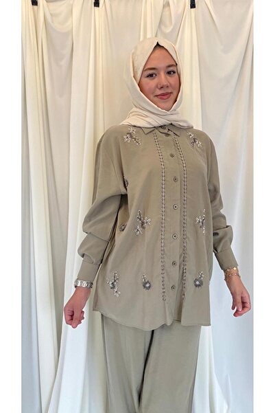 GÜLSELİ COLLECTION TAŞ İŞLEMELİ İPEK DOKULU TAKIM