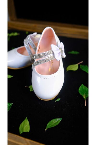 Pabrik Κοριτσίστικες μπαλαρίνες με λευκή πέτρα με φιόγκο