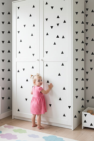 KT Decor Set od 150 crnih trokutastih zidnih nalepnica