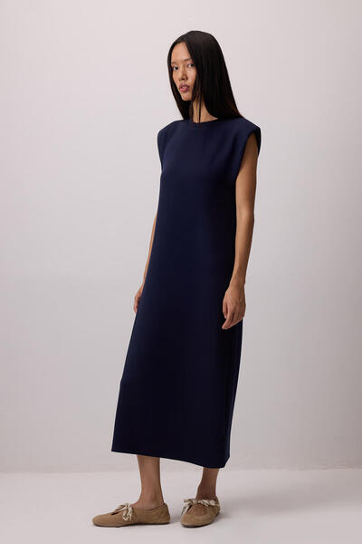 Touché Privé Crew nyakú ujjatlan ruha