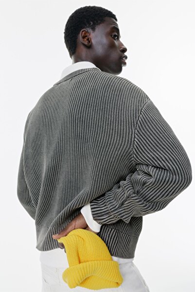 Pull & Bear Asit yıkamalı örgü kazak