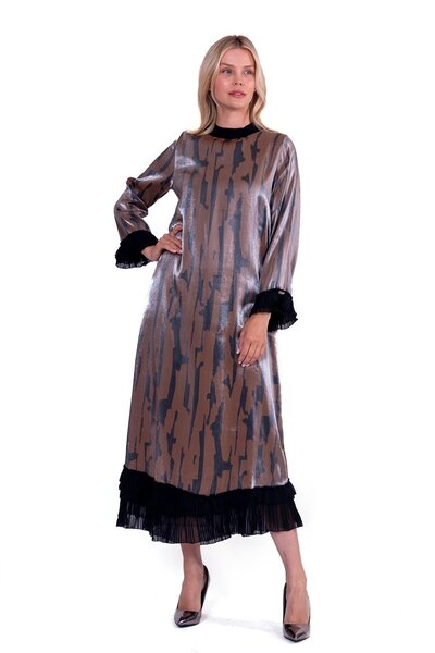 Invee Шифонна сукня з рюшами KAHVE