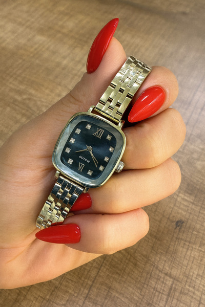 LOOQ Retro Cord Design Stylish Stone Dial Women's Wristwatch