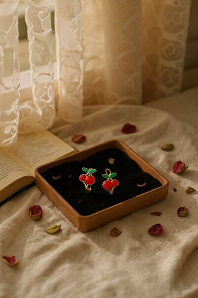 Çgk Çiğdem Gürel Kuyumculuk Altın Kiraz Çocuk Küpesi