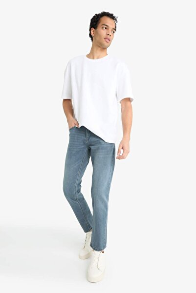 DeFacto Pedro Slim Fit Narrow Fit Regular Waist Narrow Leg Jeans F2926Ax25Au