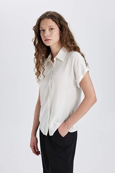 DeFacto Regular Fit Kısa Kollu Gömlek N7819AZ24SP
