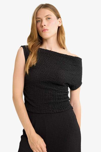 DeFacto Slim Fit Dar Kesim Tek Omuzlu Bürümcük Bluz G2703AX25AU