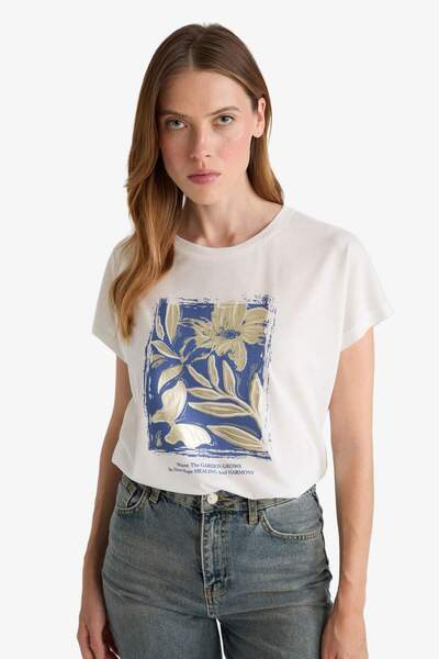 DeFacto Kurzarm-T-Shirt mit Rundhalsausschnitt und Blumenmuster G1882AX25AU