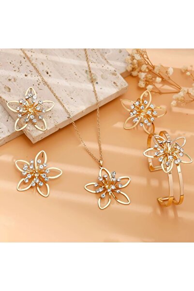 BEREN KILIÇ Çiçek Motifli Çelik Takı Seti Kolye Küpe Yüzük Bileklik Hediye Set