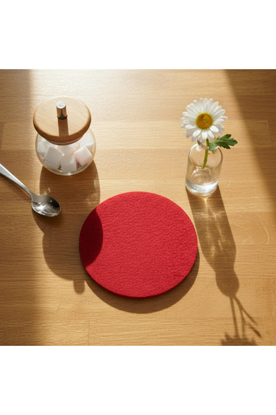 Grand Fine Art 4 Pieces of Felt Red Coasters 10 cm Diameter