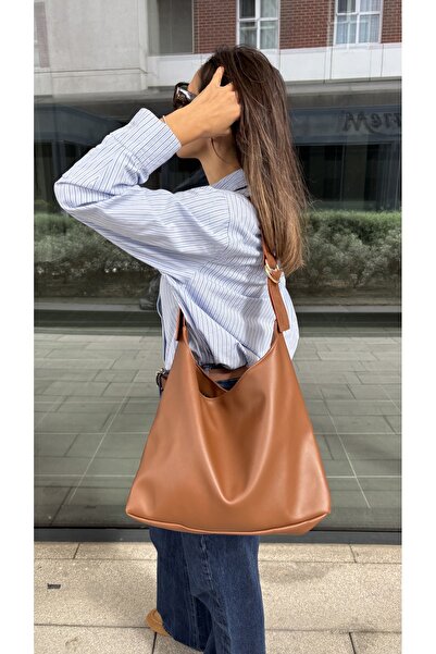 yako Elora Kadın Omuz Çantası – Geniş Hacimli, Yumuşak Suni Deri ,Süet Askılı