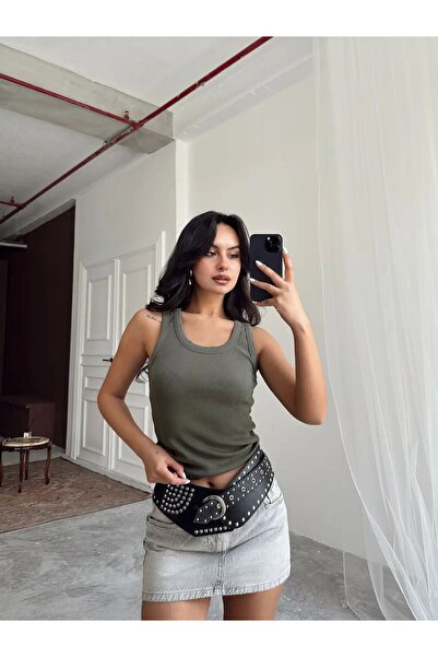 mydukkan.co Liza Basic Зелений хакі кроп-топ